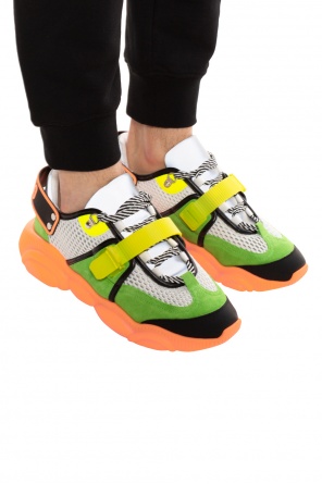 Buty sportowe z logo, zdjęcie 2 Buty sportowe z logo od Moschino